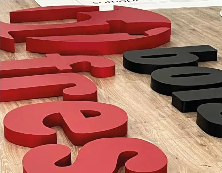 Trabajo de rotulación