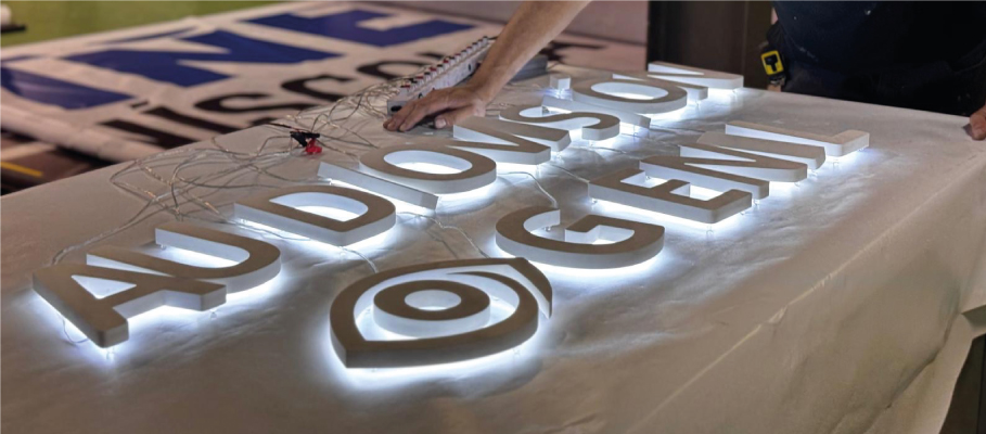 Imagen de Letras Retroiluminadas de PVC 