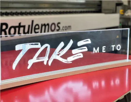 Trabajo de rotulación