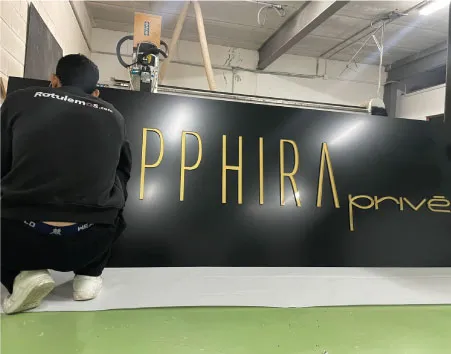 Trabajo de rotulación